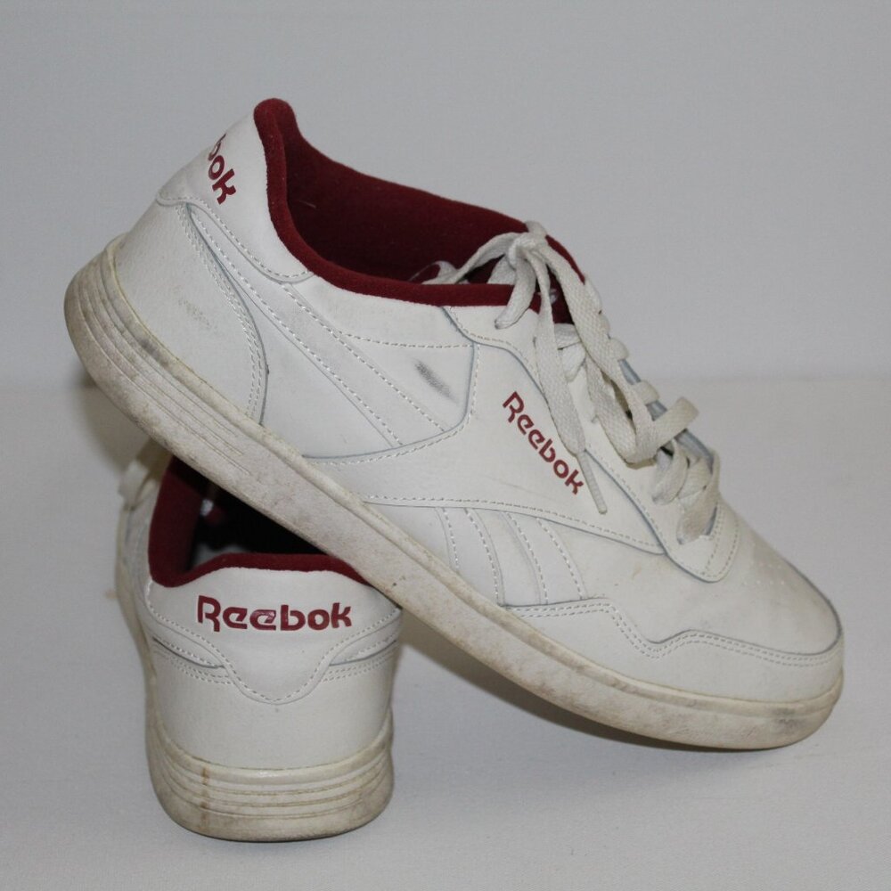 Reebok Cream Tennis Shoes – Women’s Size 11